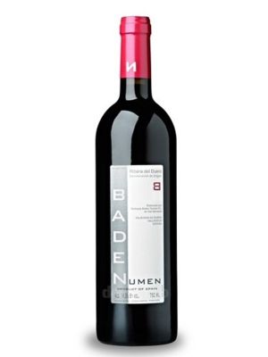 Vino rosso baden numen roble